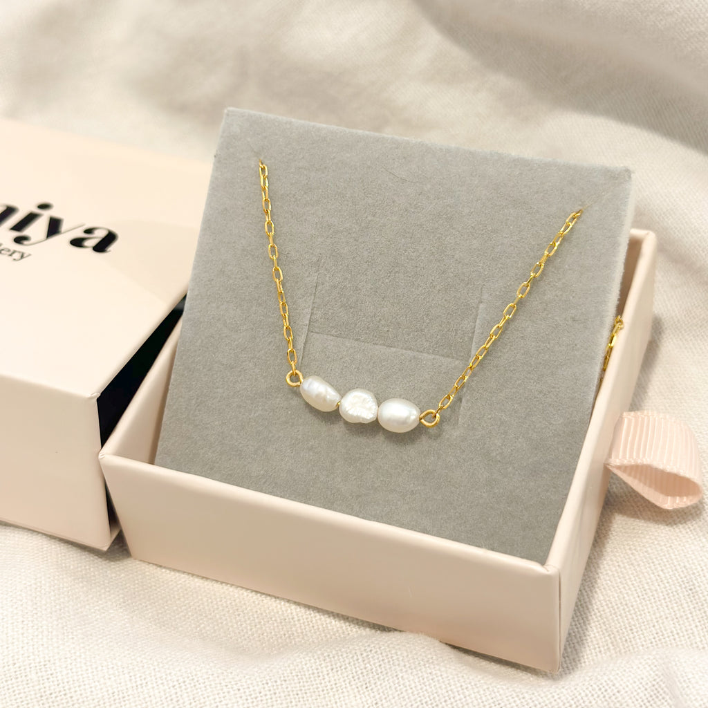 seed freshwater pearl necklace in gold vermeil chain