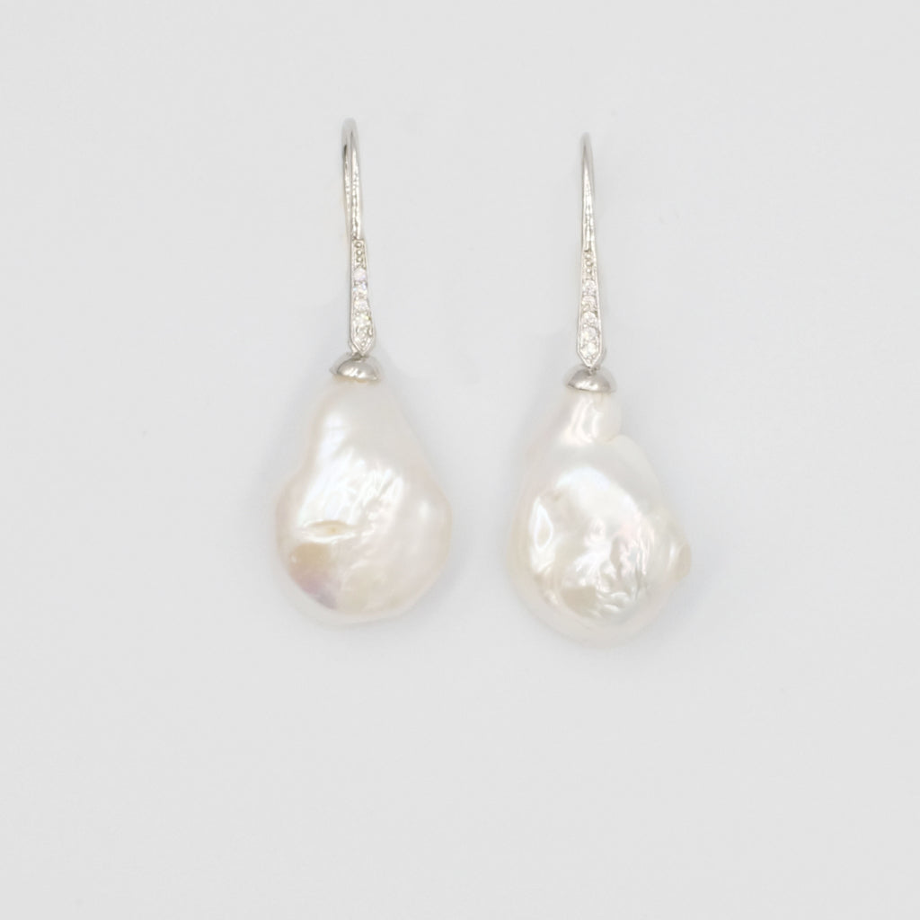 Baroque Dangling Pearl Earrings - Aniya Jewellery