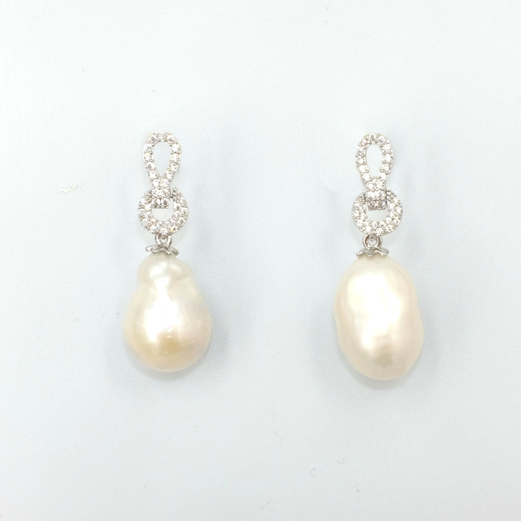 Konohana Baroque Dangling Pearl Earrings - Aniya Jewellery