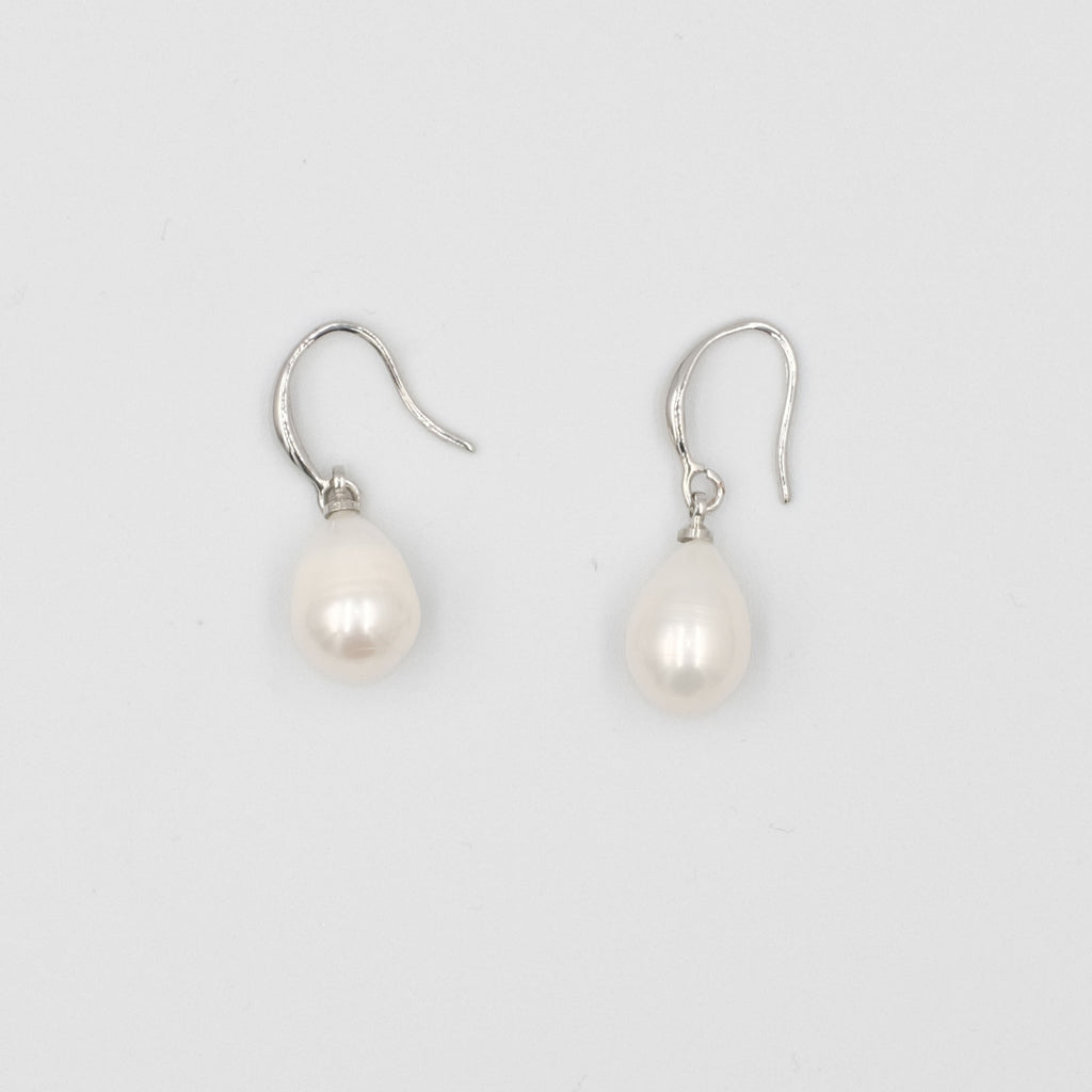 Drop Shaped pearl earrings and necklace jewellery Set - Aniya Jewellery