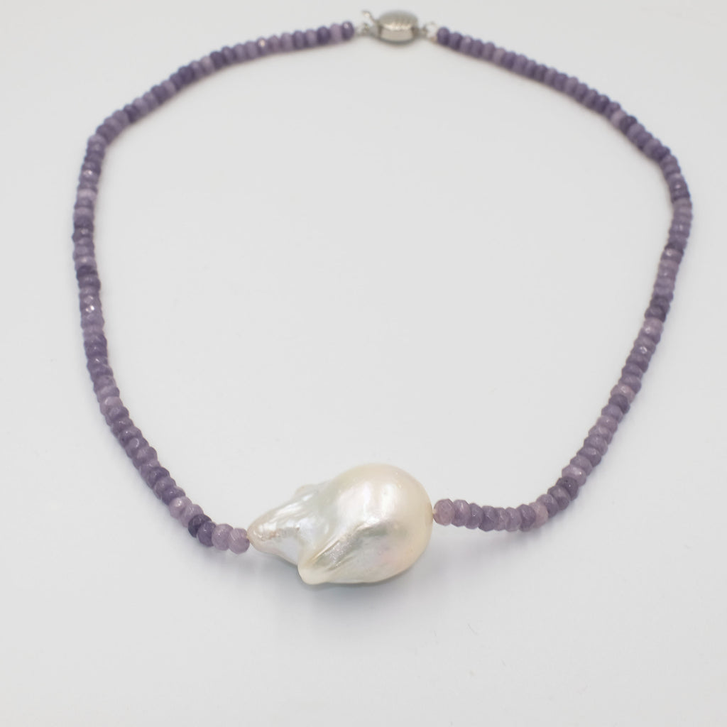 Protection Agate stones with Baroque Pearl choker necklace