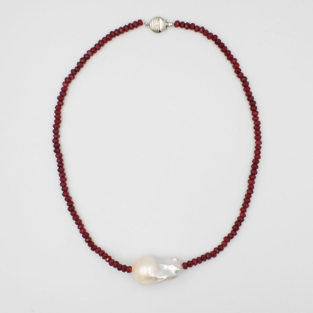 Protection Agate stones with Baroque Pearl choker necklace