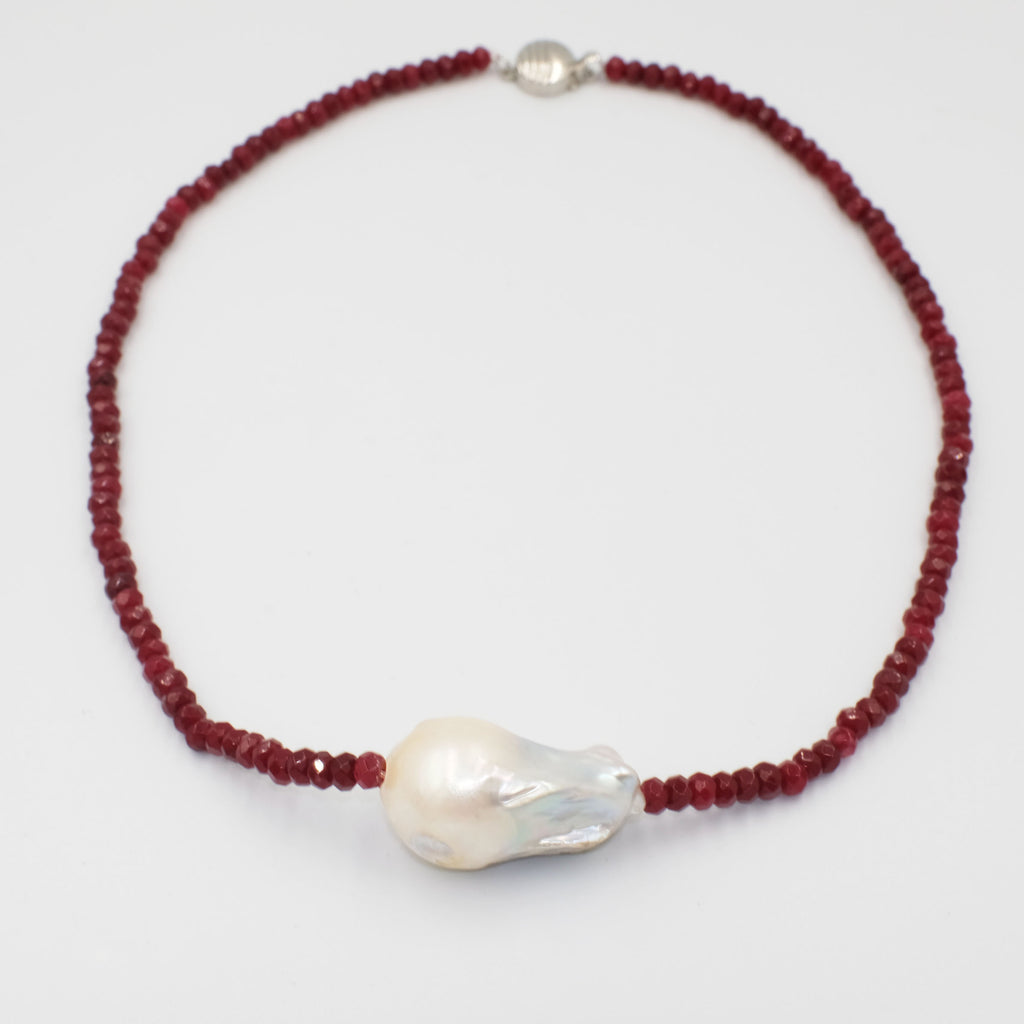 Protection Agate stones with Baroque Pearl choker necklace