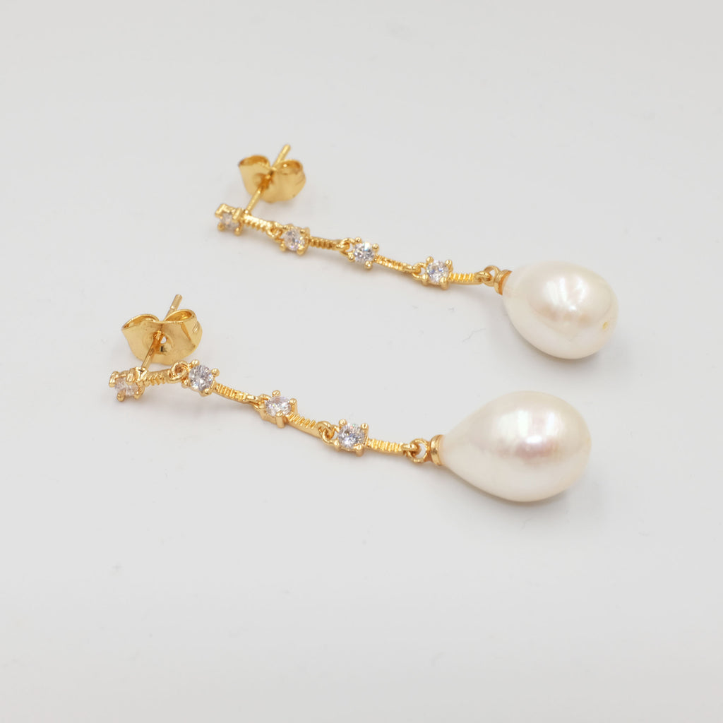 Princess' Love Pearl Earrings