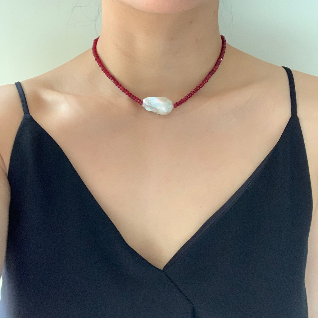 Protection Agate stones with Baroque Pearl choker necklace